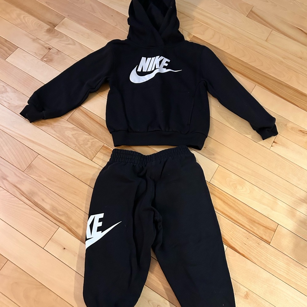 Nike Kids Black Sweatpants